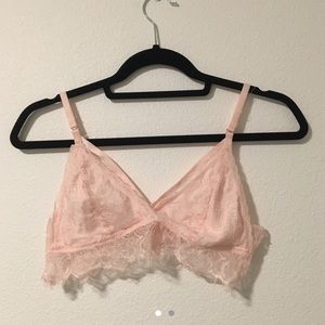 Pink bra never worn